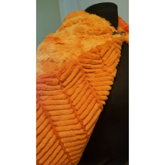 NWT Sew Sweet Minky Designs RARE Reversible Hooded Shawl Wrap Poncho Hoodie Coat - Picture 9 of 10